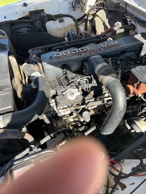 Ram-3500-diesel-1993-white-8