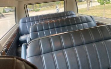 Ram-van-.seat-12-passengers-1988-white-3