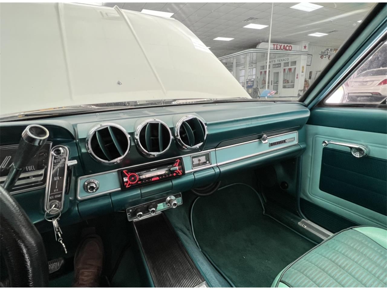Rambler-Classic-1964-White-Teal-30