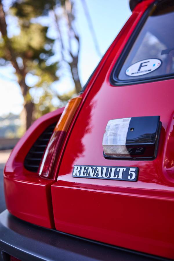 Renault-1985-26
