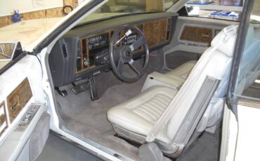 Riveria-t-type-1984-white-8