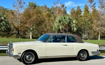 Rolls-Royce-Corniche-1973-Coupe-16