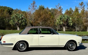 Rolls-Royce-Corniche-1973-Coupe-19