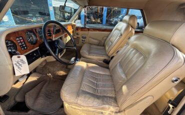 Rolls-Royce-Corniche-1981-Convertible-3