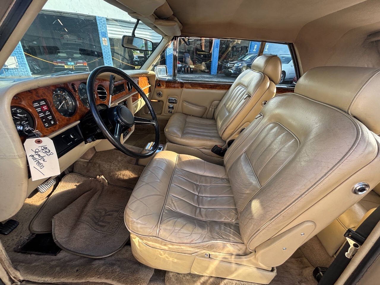 Rolls-Royce-Corniche-1981-Convertible-3