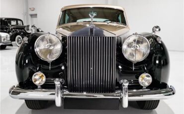 Rolls-Royce-Silver-Cloud-1961-Saloon-2