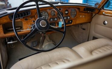 Rolls-Royce-Silver-Cloud-III-1963-4-Door-Sedan-31