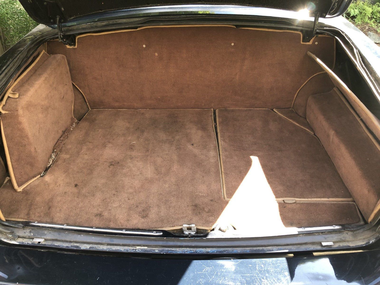 Rolls-Royce-Silver-Shadow-1980-Sedan-8