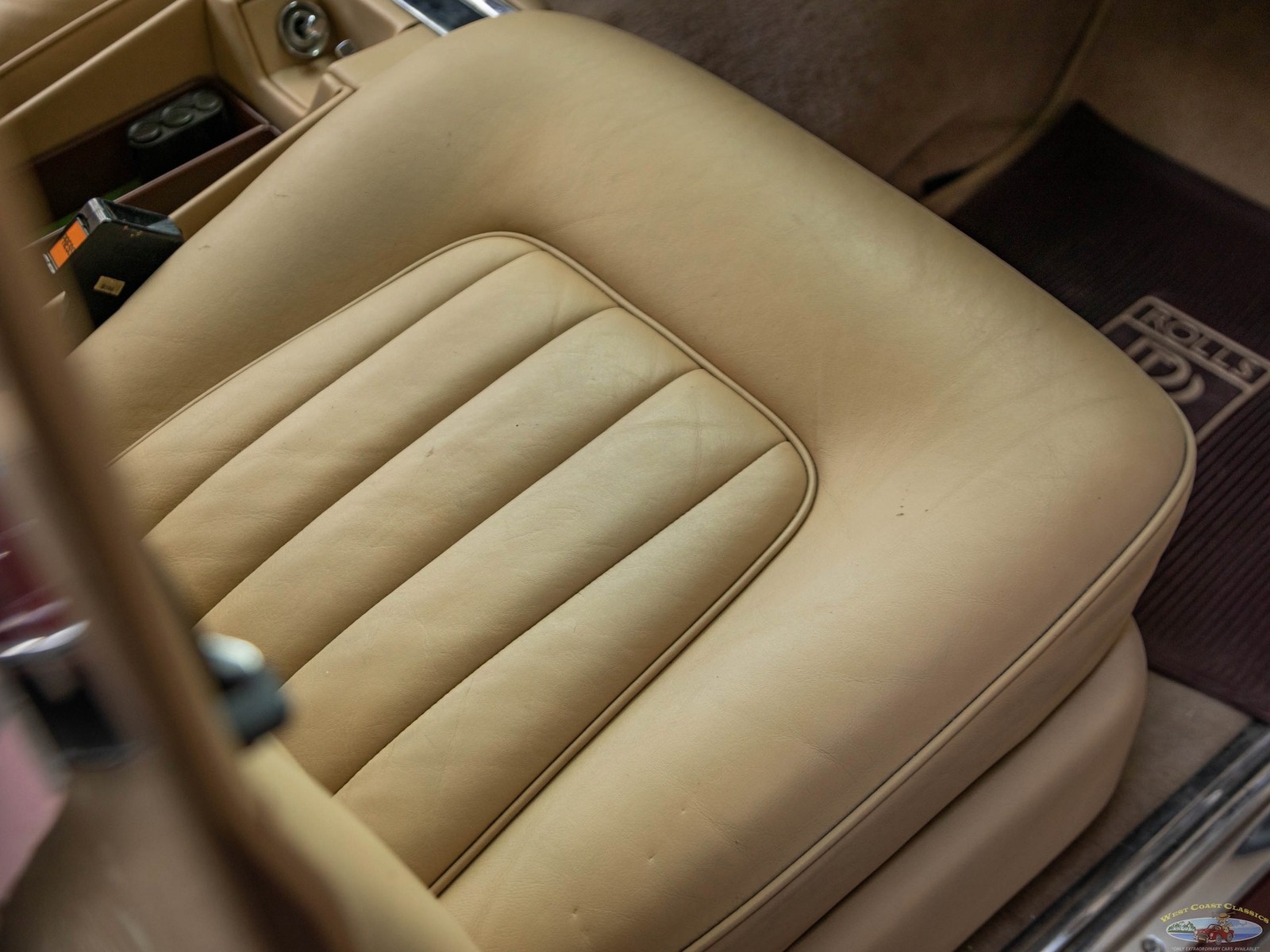 Rolls-Royce-Silver-Shadow-II-1979-4-Door-Sedan-36