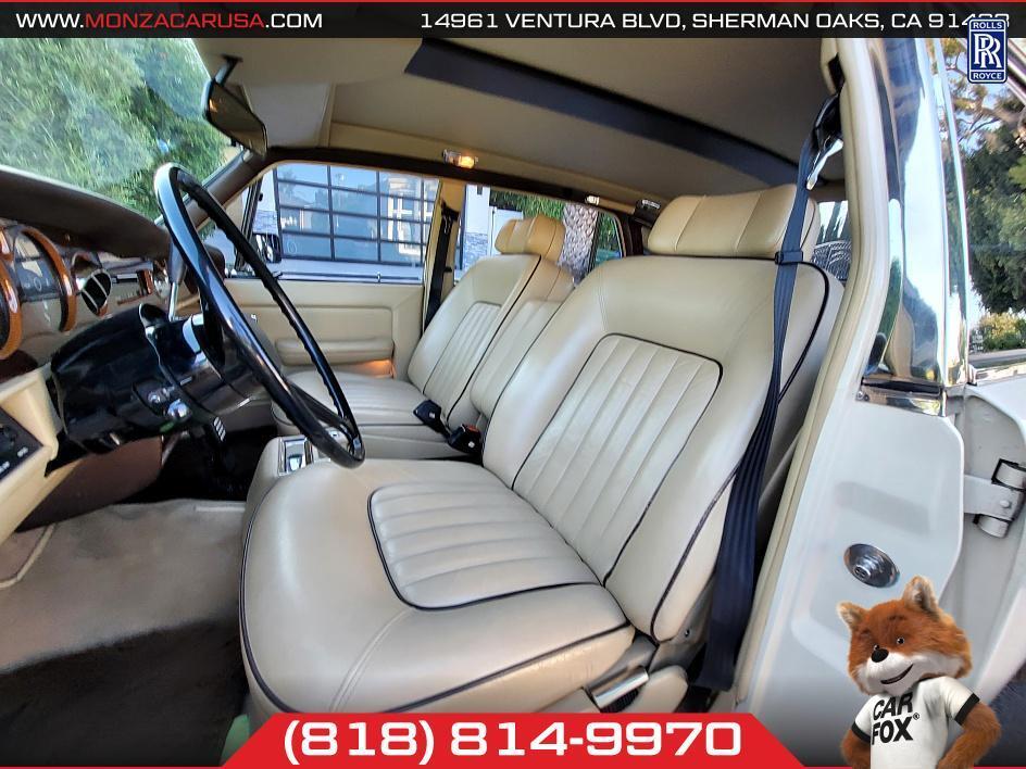 Rolls-Royce-Silver-SpiritSpurDawn-1984-Sedan-13