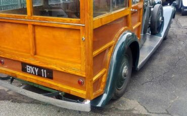 Rolls-royce-2025-1935-Green-Tan