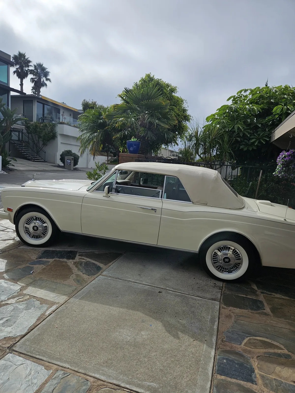 Rolls-royce-Corniche-ii-1987-Beige-Beige-1