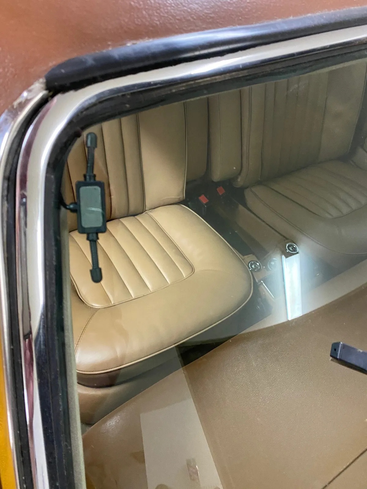 Rolls-royce-Silver-spur-1981-Mustard-Beige-7