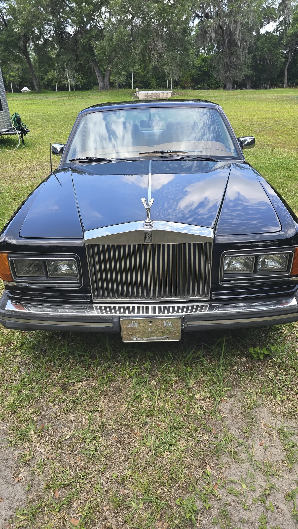 Rolls-royce-Silver-spur-1982-Black-Beige-1