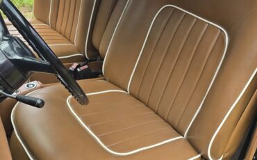 Rolls-royce-Silver-spur-1982-Black-Beige-13
