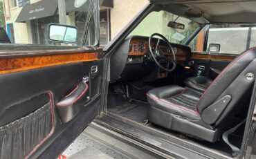 Rolls-royce-corniche-1983-black