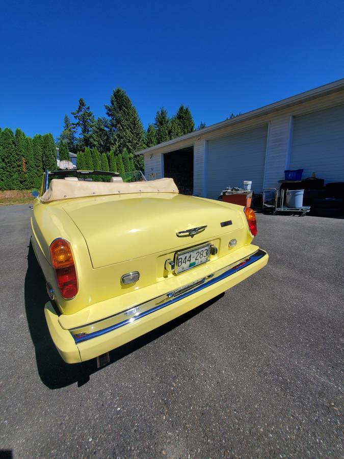 Rolls-royce-corniche-convertibles-1974-yellow-1