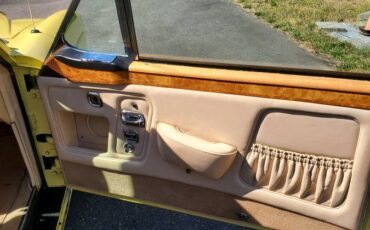 Rolls-royce-corniche-convertibles-1974-yellow-12