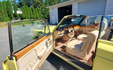 Rolls-royce-corniche-convertibles-1974-yellow-15