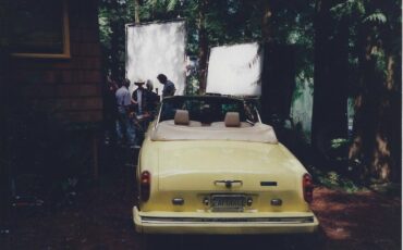 Rolls-royce-corniche-convertibles-1974-yellow-17