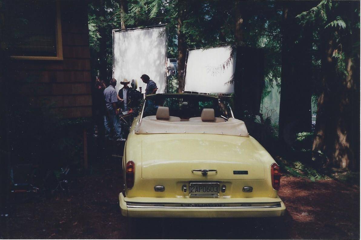 Rolls-royce-corniche-convertibles-1974-yellow-17