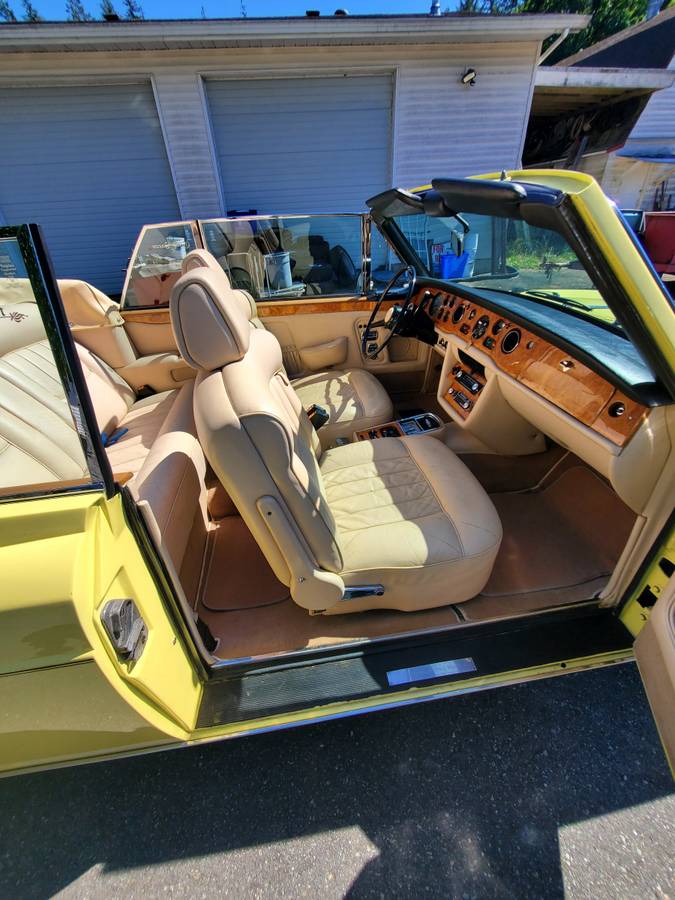 Rolls-royce-corniche-convertibles-1974-yellow-8