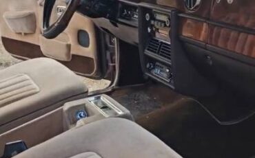 Rolls-royce-shadow-1977-custom-8
