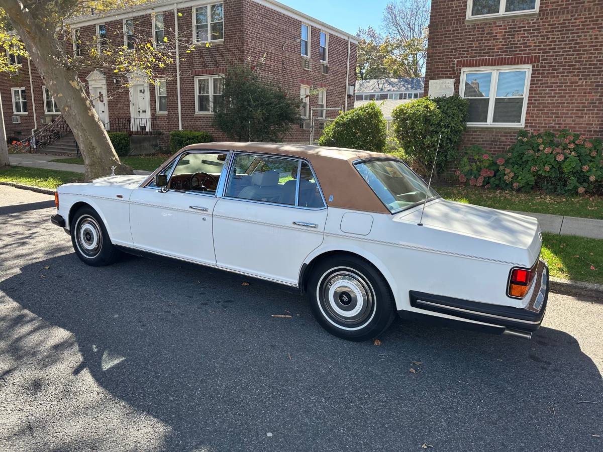 Rolls-royce-silver-spur-1986-1