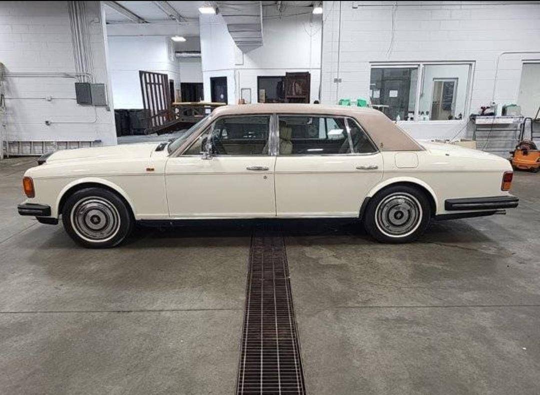 Rolls-royce-silver-spur-1986-1