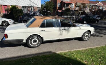 Rolls-royce-silver-spur-1986-3