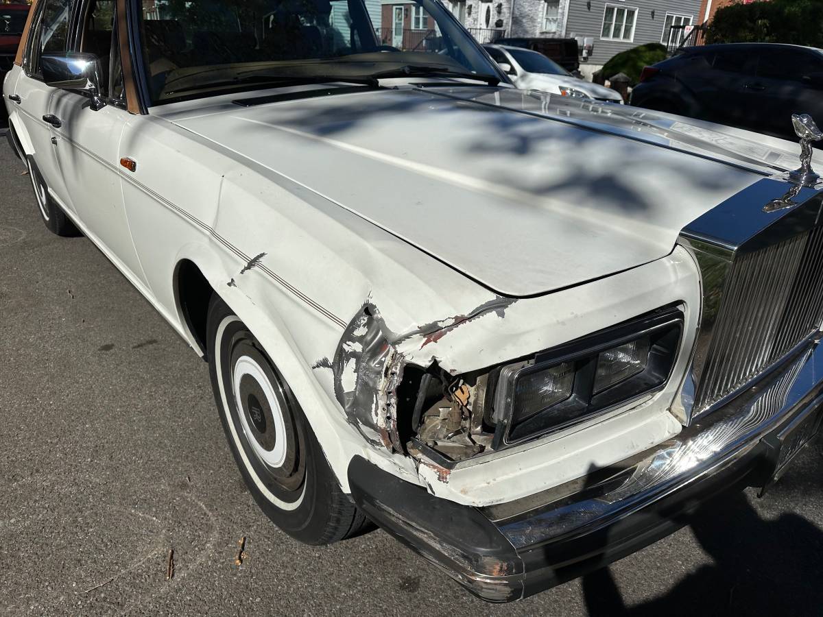 Rolls-royce-silver-spur-1986-4