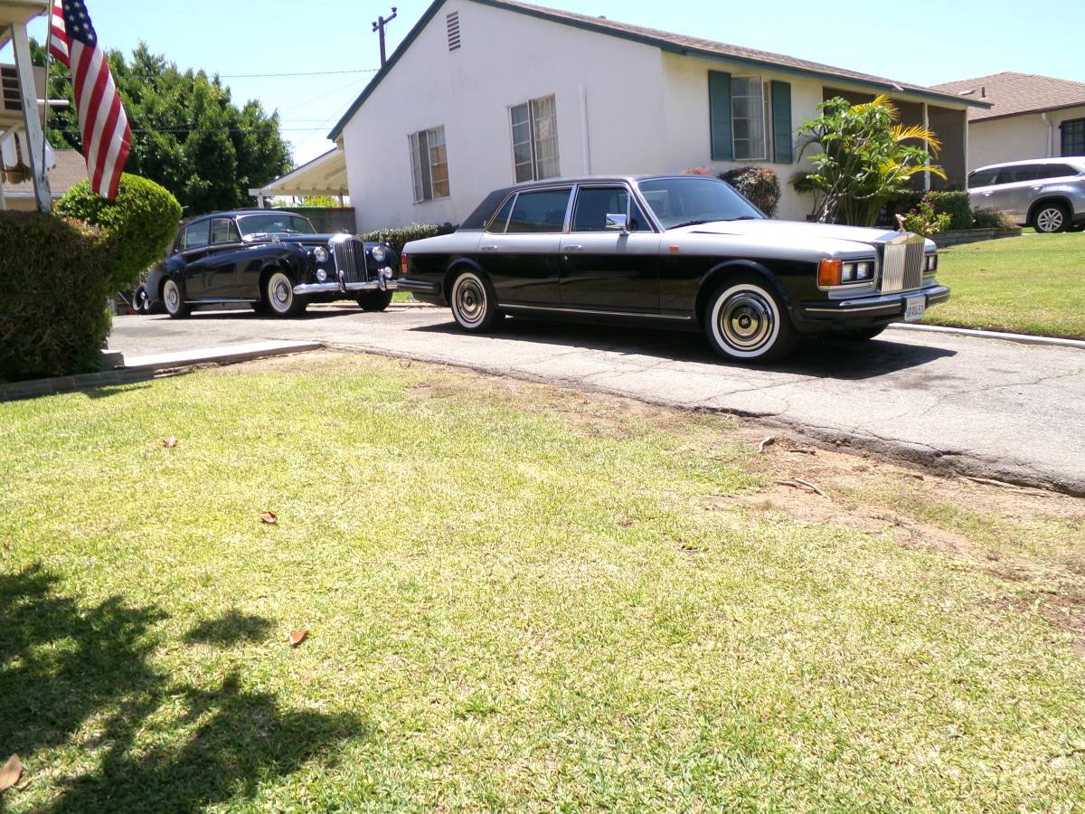 Rolls-royce-silver-spur-1986-custom-6