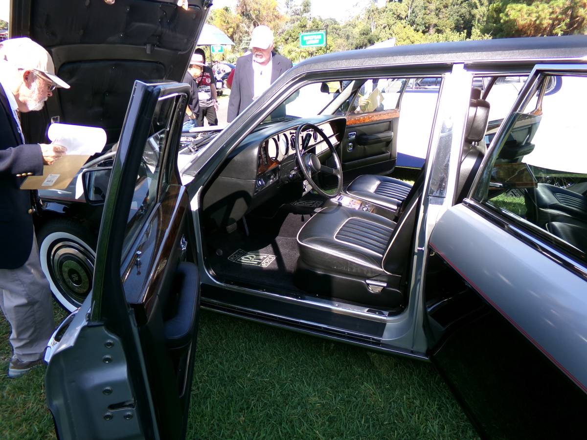 Rolls-royce-silver-spur-1986-custom-9