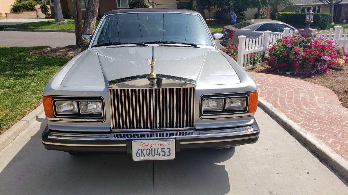 Rolls-royce-silver-spur-1986-custom