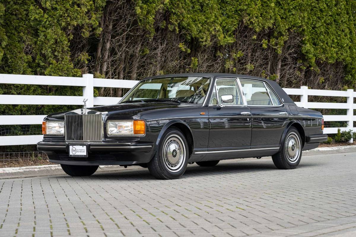 Rolls-royce-silver-spur-1995-black
