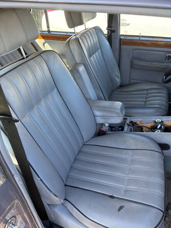 Rolls-royce-silver-spur-1995-grey-5
