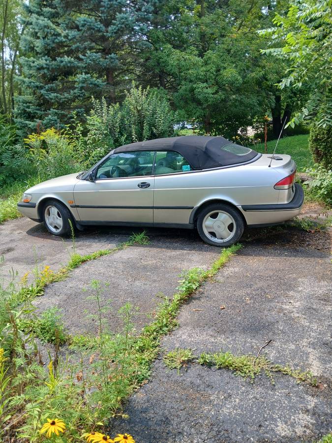Saab-9-3-convertible-1996-2