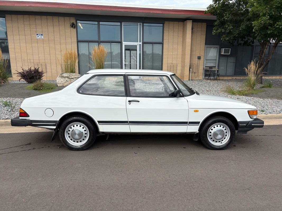 Saab-90-1986-2