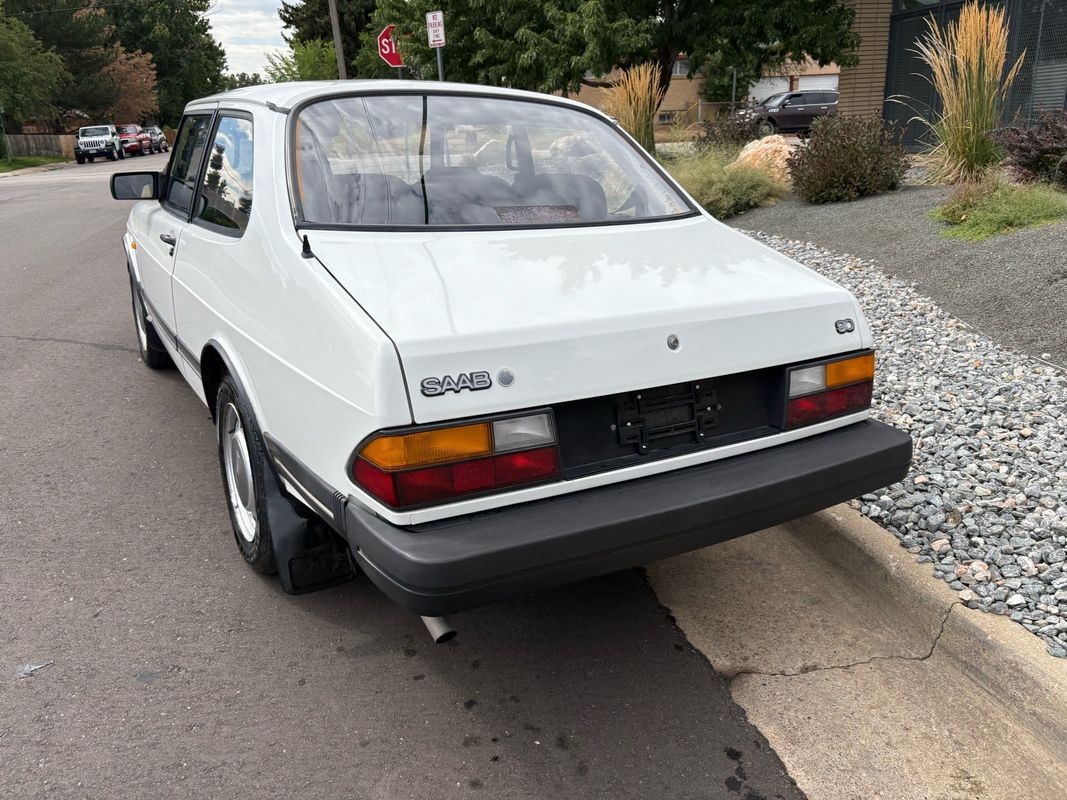 Saab-90-1986-34