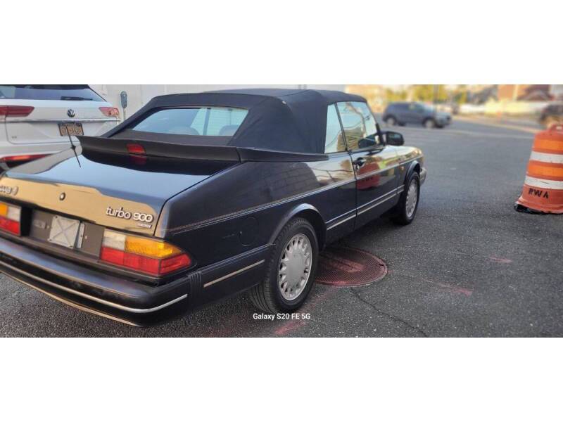 Saab-900-1988-black-26