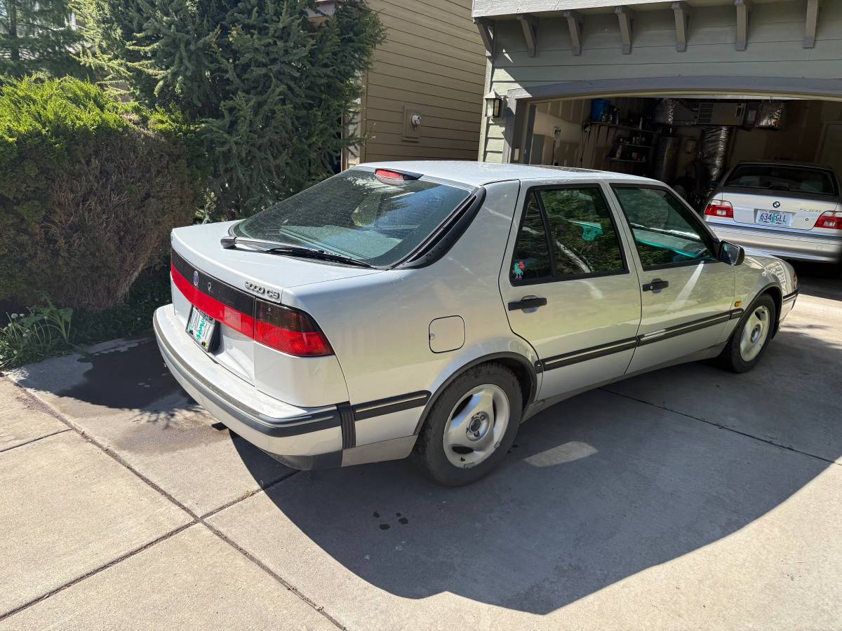 Saab-9000-cs-1995-silver-3