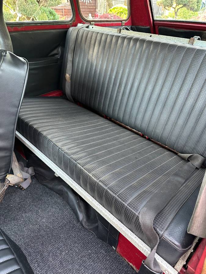 Saab-wagon-1970-black-13