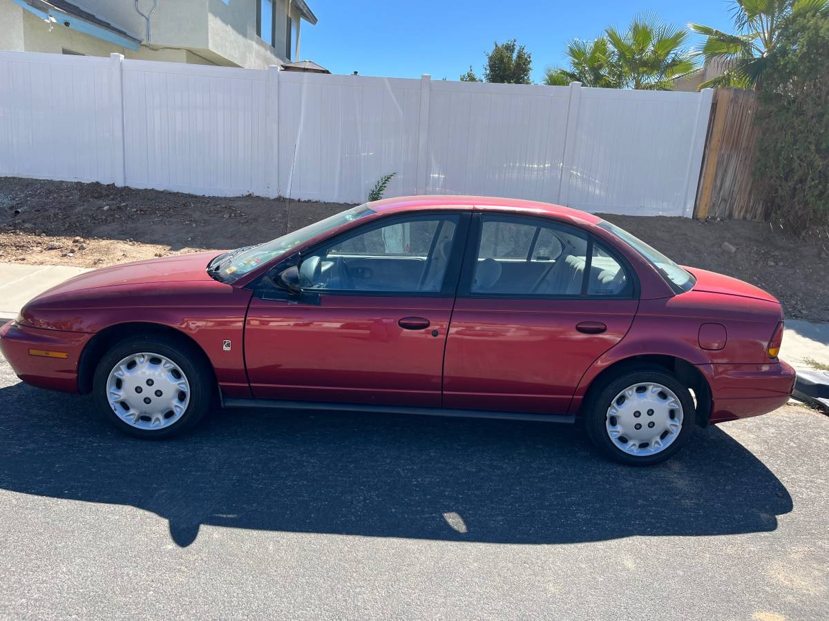 Saturn-vue-1996-red-1