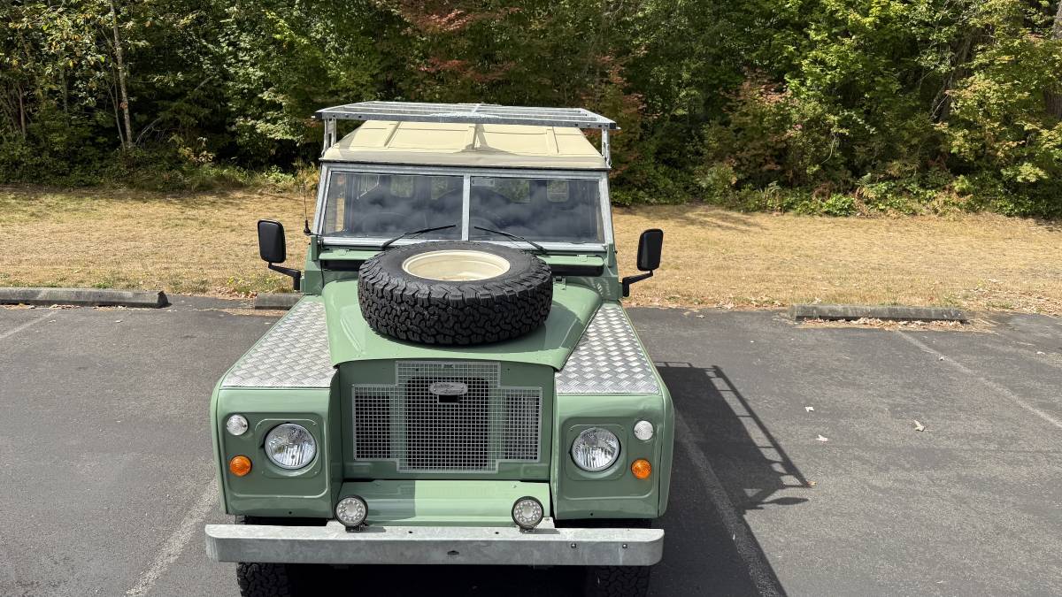 Series-3-land-rover-diesel-1974-green-8