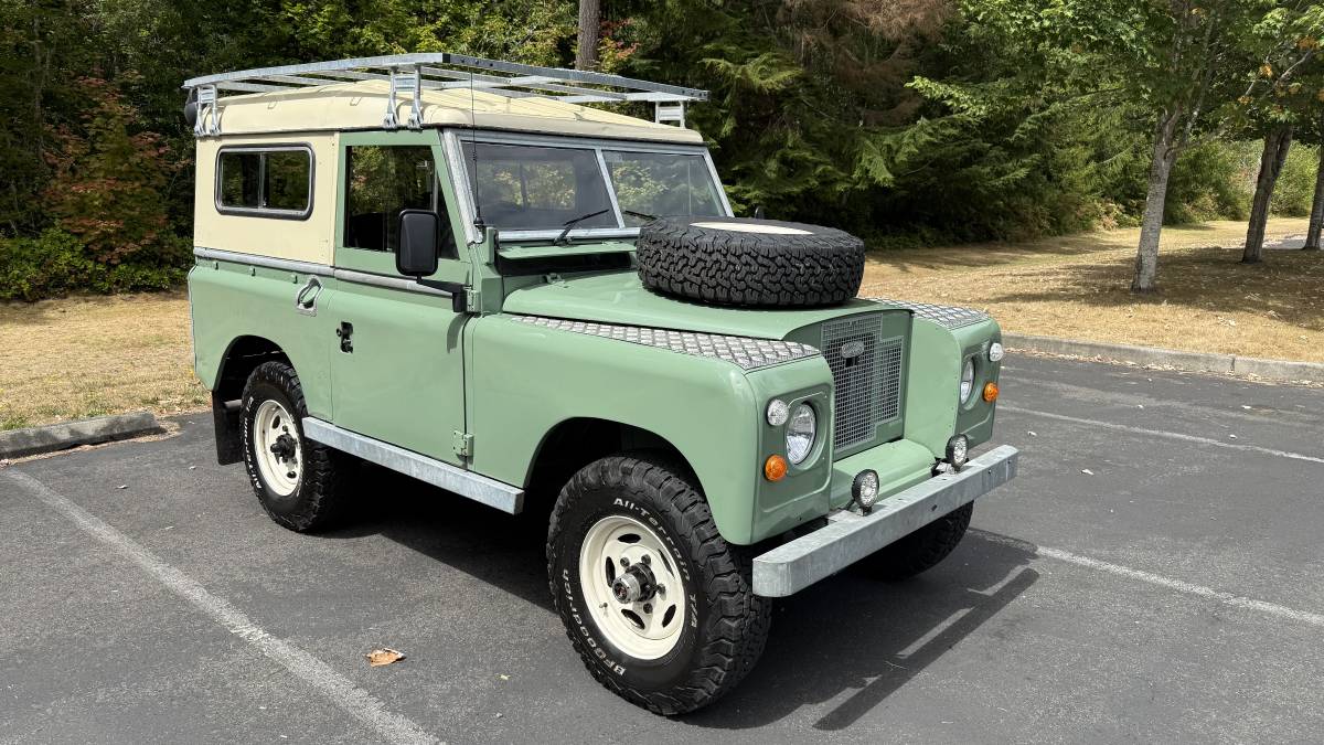 Series-3-land-rover-diesel-1974-green