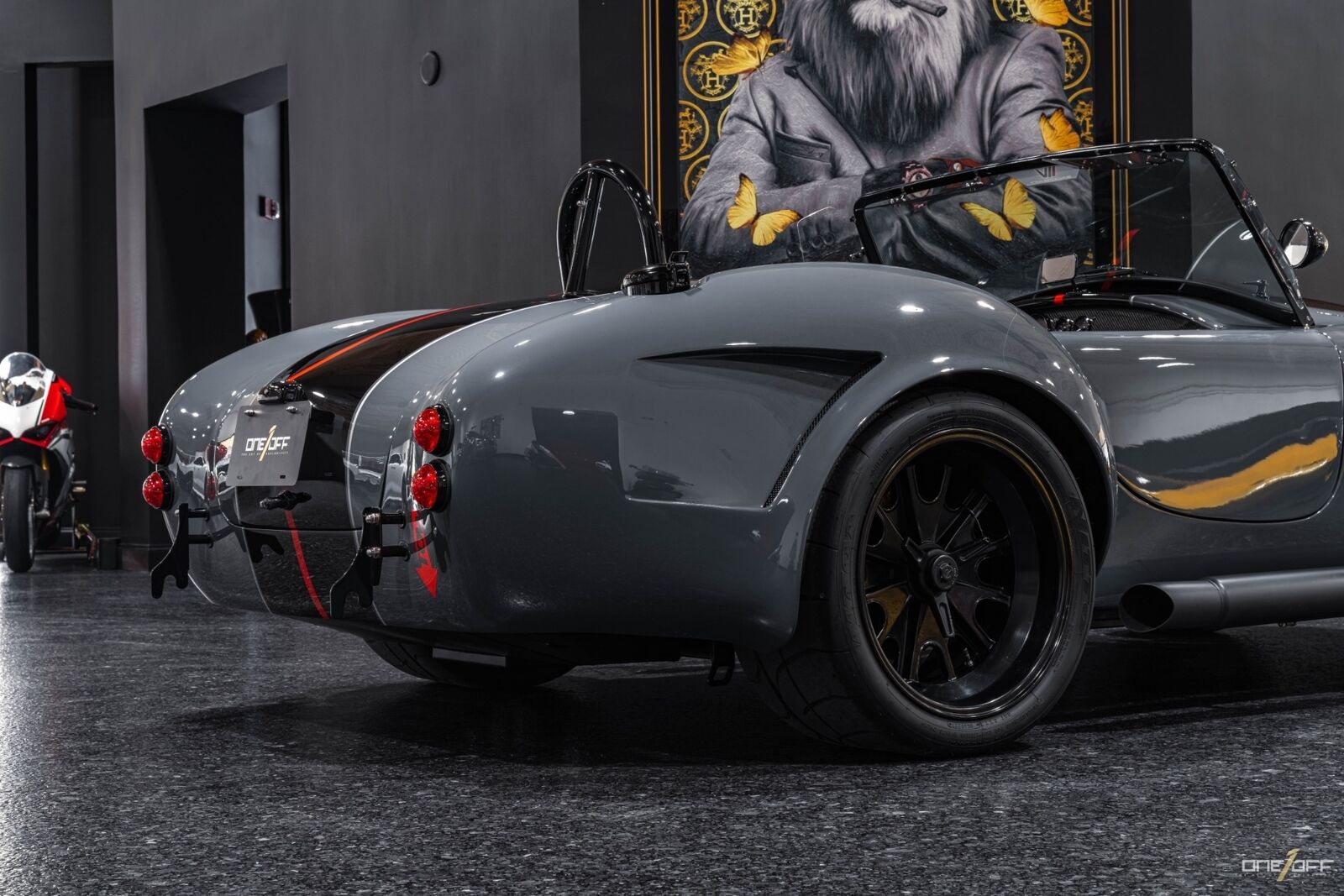 Shelby-Cobra-427-1965-Coupe-18