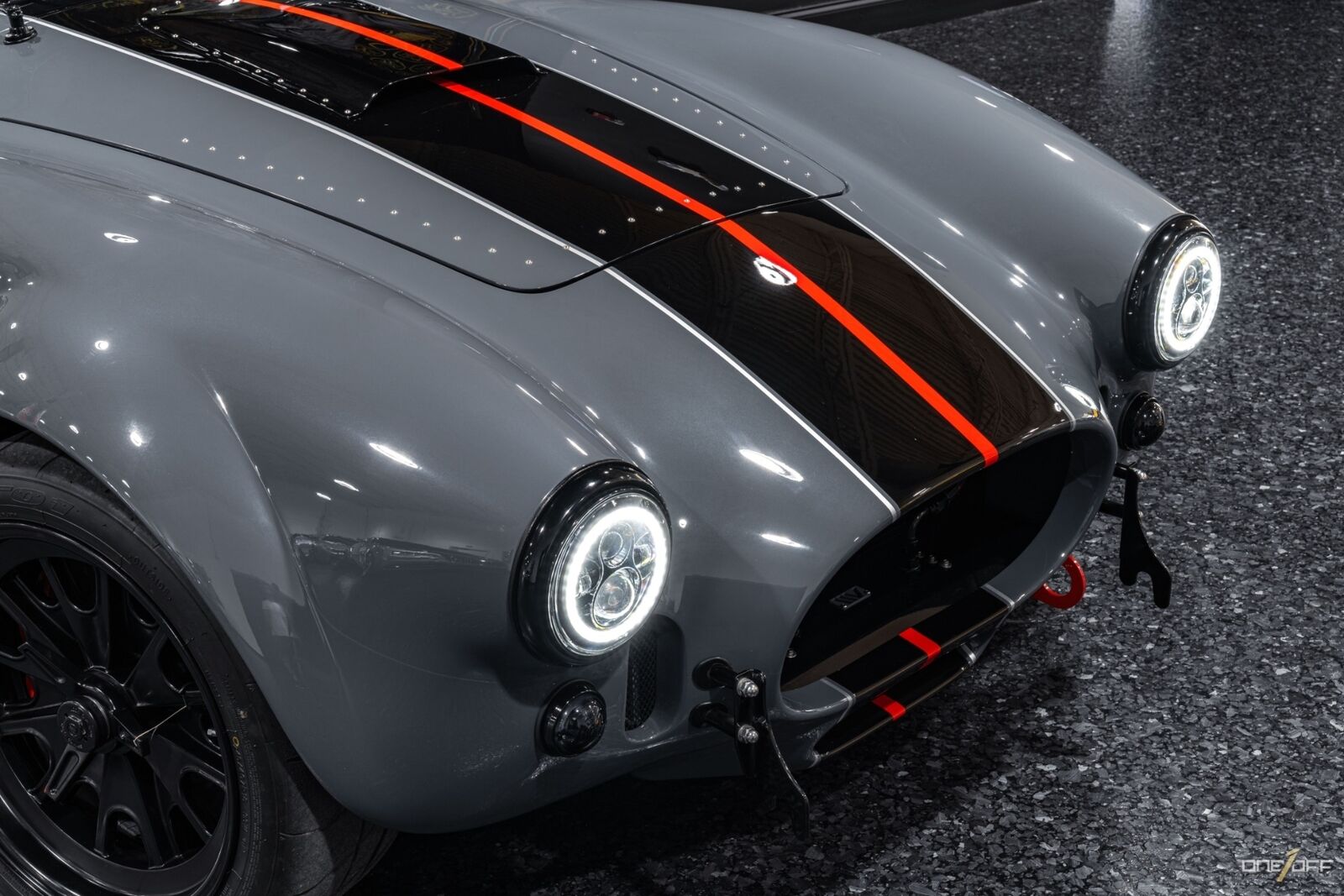Shelby-Cobra-427-1965-Coupe-25