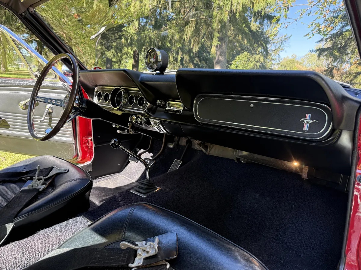 Shelby-Gt350-1966-19