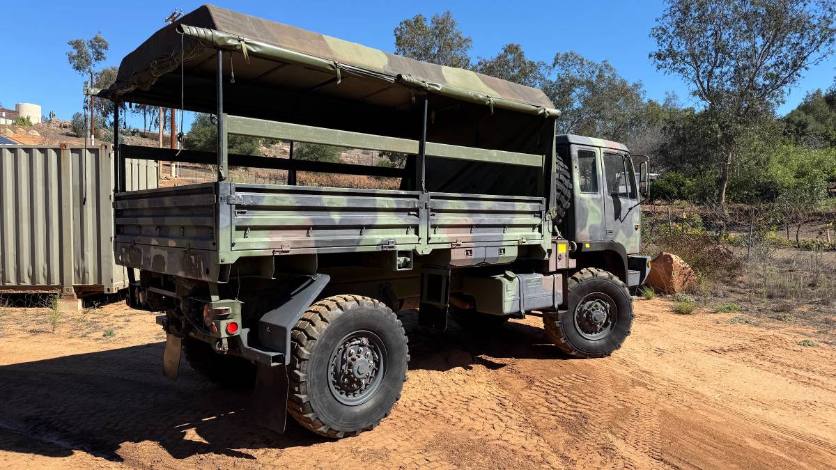 Stewart-amp-stevens-m1078-diesel-1996-green-1