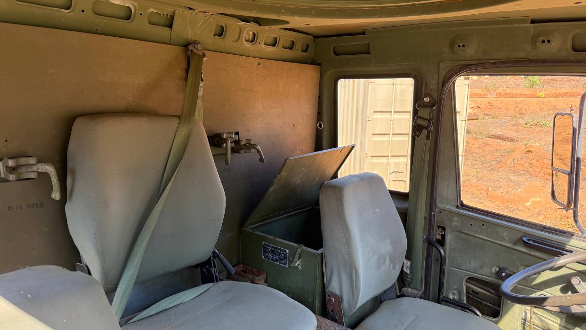 Stewart-amp-stevens-m1078-diesel-1996-green-6